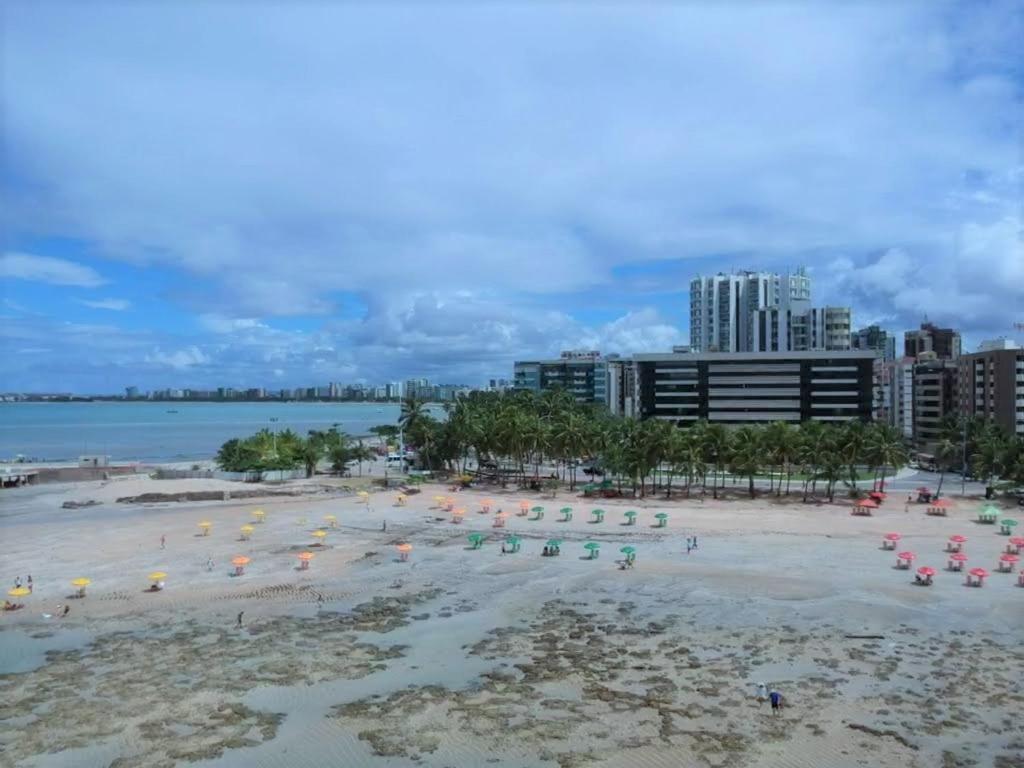 Edf TIME Maceió Praia Exterior foto